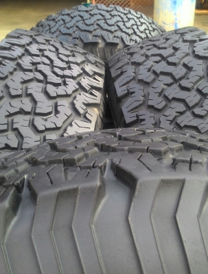 ขาย BF All 285/75/16 สวยๆพร้อมล้อใสๆ ขาย BF All 285/75/16 สวยๆพร้อมล้อใสๆ