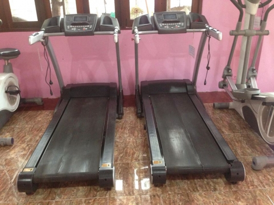 ขายลู่วิ่งตัวใหญ่มือสองรับได้120กก. ขายเป็นคู่ครับพร้อมที่ปั่นจักรยาน 19500 บาท