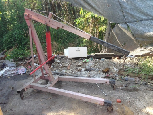 ขายเครนยกเครื่องครับ 6000 บาท