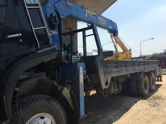 ขาย 10 ล้อ 1 เพลา ฮีโน่โปเฟีย 370  แรง เครน 6 ตัน 4 ปอก ปี 39 ยาว 7.5  ม. สนใจติดต่อได้ที่ 081-9420141 ,  081-5715326