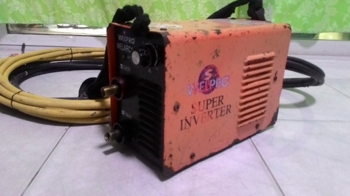 ตู้เชื่อมระบบซุปเปอร์อินเวอร์เตอร์ welproขนาด130A สภาพพร้อมใช้งาน อุปกรณ์ครบครับ