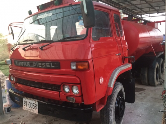 ขายคับสิบล้อน้ำนิสสัน168เเรงปี43เพลาเดียว15000ลิตรพร้อมใช้