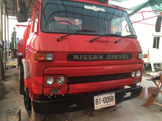 ขายคับสิบล้อน้ำนิสสัน168เเรงปี43เพลาเดียว15000ลิตรพร้อมใช้