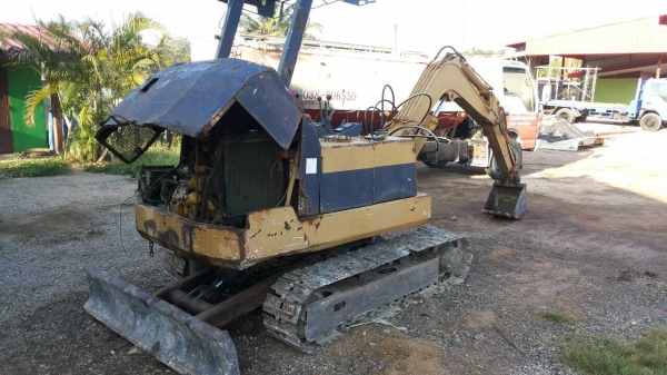 ....ขายครับขาย.... "ใครเร็วคนนั้นได้ครับ" - IHI 30FX  - เทียบเท่า Pc 30 - เครื่องเป็น Komatsu - เครื่องดี เอวดี  - ช่วงล่างดี   - รถพร้อมใช้  - ราคา 135,000฿ - ขอคอม 5,000฿ - รถอยู่ ราชบุรี