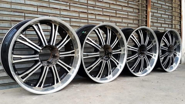 ขอบ 22 งาน SSW  6รู ล้อเปล่า ไม่มีซ่อม ไม่คดไม่ดุ้ง