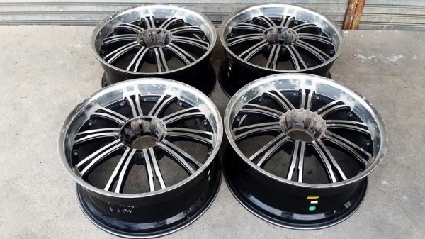 ขอบ 22 งาน SSW  6รู ล้อเปล่า ไม่มีซ่อม ไม่คดไม่ดุ้ง