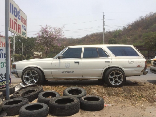 ขายtoyota crown wagon (ms111) ปี1980. เป็นรถหายากครับ. นำเข้ามาใช้ในหน่วยงานราชการ