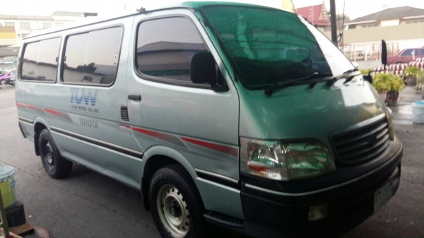 ปี2001 เครื่องดีเซล3.0แน่น ใช้น้อย