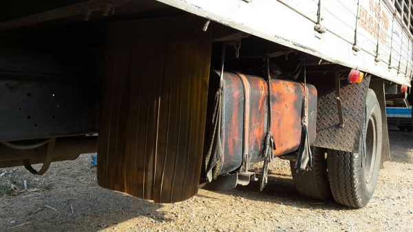 ขาย HINO 195 แรง ยาว 7.20 เมตร ขาย HINO 195 แรง ยาว 7.20 เมตร