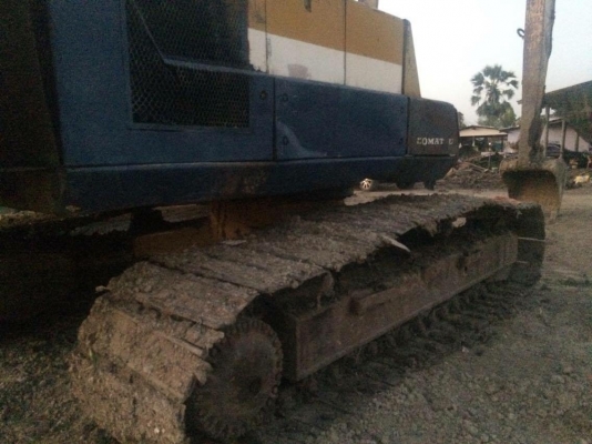 ขายรถแบคโฮ KOMATSU PC200-3 บูมอาร์มยาว ราคา 450000