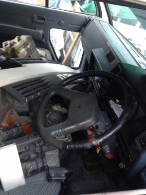 อีซูซุ NKR110