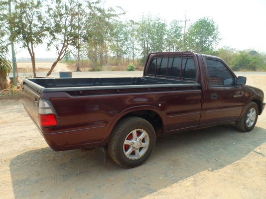 ขายดราก้อนอายปี 1998 เครื่องดีเซล2,500 พวงมาลัยพาวเวอร์  รถบ้านพร้อมใช้ สภาพดี มีแอร์