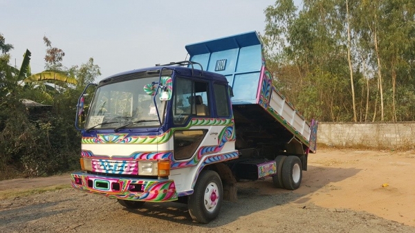 ขาย6ล้อดัมพ์มิตซู FUSO 195 6D16 ยาง8.25R16 กระบะวิ่งดิน5คิว 3.60เมตร