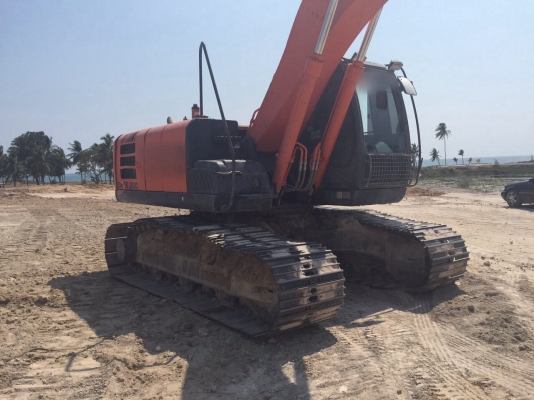 ขายดาวน์แบคโฮ HITACHI ZX200-5G ทำงาน 4034ชั่วโมง สนใจโทร 081-970-1072 ขายดาวน์แบคโฮ HITACHI ZX200-5G ทำงาน 4034ชั่วโมง สนใจโทร 081-970-1072