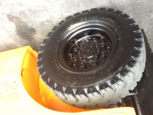 แหล่งรวมรถโฟลค์ลิฟท์ฮิ้งค์ฟอร์คภาคตะวันออกงาเทงากรดกได้ใส่บุ้งกี๋สำหรับตักยางก้อนยางพาราและยางถ้วย แหล่งรวมรถโฟลค์ลิฟท์ฮิ้งค์ฟอร์คภาคตะวันออกงาเทงากรดกได้ใส่บุ้งกี๋สำหรับตักยางก้อนยางพาราและยางถ้วย