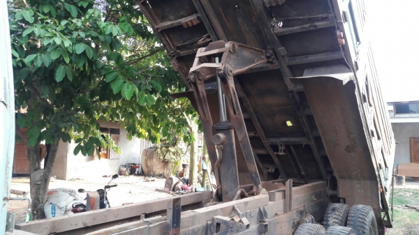 ดั้มพ์2เพลา210แรงม้าทิฟฟี่.สโลว์กลาง พ.เวอร์ เล่มพร้อม