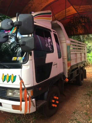 ขายรถ6ล้อดั้มพ์ Hino FD 195 hp.รถสภาพสวยๆ พร้อมใช้งานคับ ขายรถ6ล้อดั้มพ์ Hino FD 195 hp.รถสภาพสวยๆ พร้อมใช้งานคับ
