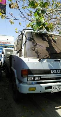 หกล้อ อีซูชุ FSR145ช่วงยาว5.20ม สภาพดีพร้อมใช้งาน ทะเบียนพร้อมโอน