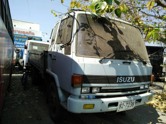 หกล้อ อีซูชุ FSR145ช่วงยาว5.20ม สภาพดีพร้อมใช้งาน ทะเบียนพร้อมโอน