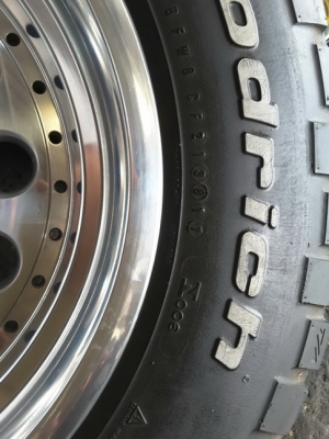 ล้อหยดนำ้ + BF KM2 USA. 265/75/16 ปี11 สวยๆ 1ชุด
