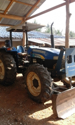 ขายด่วน New Holland TT75