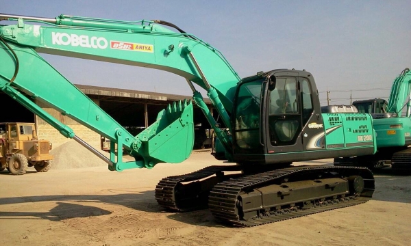 ขายด่วน!! Kobelco SK200-8 YN-12  สภาพสวยค่ะ