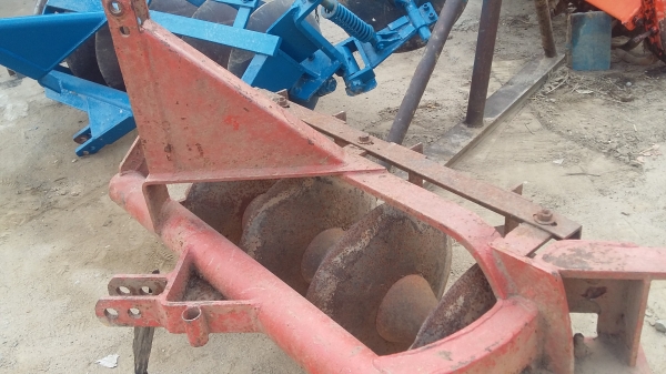 ขอบคุณพี่เสก จ.บุรีรีรัมย์ ขายผาน4  สภาพใบเต็ม ไถเข้าดี เเต่เหวตท้ายไม่มี