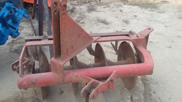 ขอบคุณพี่เสก จ.บุรีรีรัมย์ ขายผาน4  สภาพใบเต็ม ไถเข้าดี เเต่เหวตท้ายไม่มี