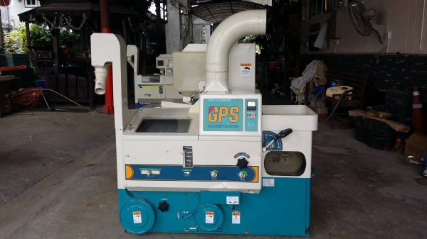 เครื่องสีข้าวกล้องเก่าญี่ปุ่น  SATAKE  รุ่น GPS350BX  สภาพเครื่องสวย พร้อมใช้งาน