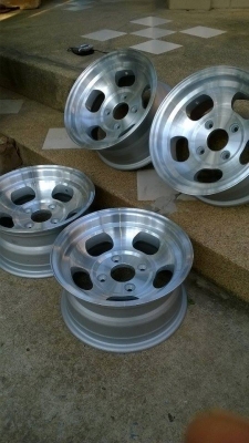 ล้อขอบ 13 3ชุดครับ ล้อขอบ 13 3ชุดครับ