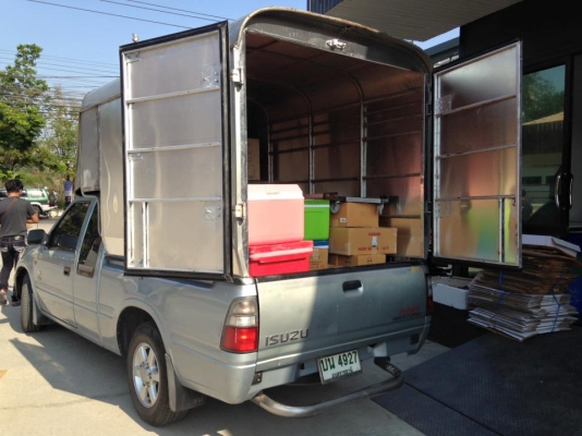 บริการรถรับจ้างขนส่งของทั่วไป 0824894182