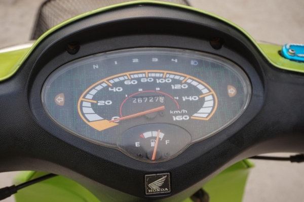 ขาย HONDA WAVE 125 R รถปี 48 ขาย HONDA WAVE 125 R รถปี 48