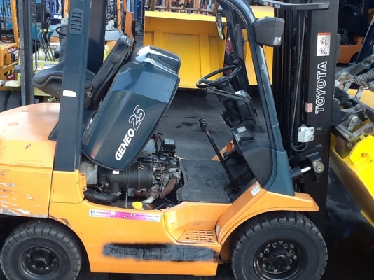 แหล่งรวมรถโฟลค์ลิฟท์งาเทฮิ้งค์ฟอร์ภาคตะวันออกเราคือผู้บุกเบิกทำรถงาเทตักยางพารายางก้อนและขี้ยางยางถ้วยพร้อมใช้ แหล่งรวมรถโฟลค์ลิฟท์งาเทฮิ้งค์ฟอร์ภาคตะวันออกเราคือผู้บุกเบิกทำรถงาเทตักยางพารายางก้อนและขี้ยางยางถ้วยพร้อมใช้