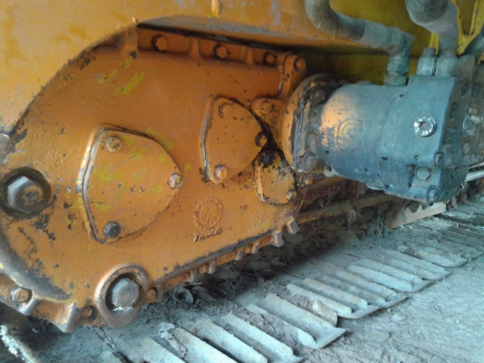 ขายรถเกี่ยวข้าว เกษตรพัฒนา อุ้ม 2.5 ตัน เครื่อง HINO HO7D 195 เทอร์โบ