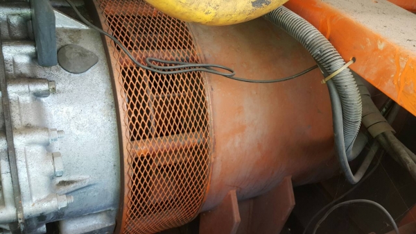 ขาย เครื่องปั่นไฟ AIRMAN รุ่น SDG100 ปั่นไฟได้ 100KVA เครื่องยนต์มิตซู รุ่น 6D14 มือสองญี่ปุ่นแท้  มือถือ/LINE ID : 0818753444