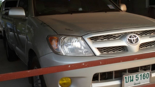 ขาย 139,000 วีโก้ตอนเดียวปี49 เครื่องJติดแก๊ส