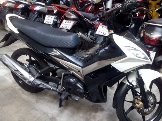 ขาย Yamaha Spark 135 i ปี 55 สตาร์ทมือ ล้อแม็ก ไม่มีครัช เครื่องดีเดิมๆ สภาพภายนอกดี ไม่มีรอยล้ม สติ๊กเกอร์ไม่มี เล่มพร้อมชุดโอน