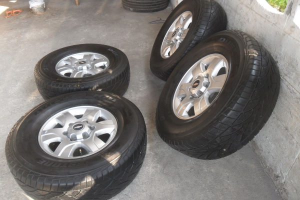 ล้อแม็ก16นิ้ว6รุ เชฟ พร้อมยาง สวยๆ 4 ล้อ ลดราคาเหลือ 5500 บาท