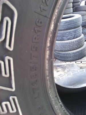 ฝากขายยาง ดีสโตน 285/75/16 ปี 11