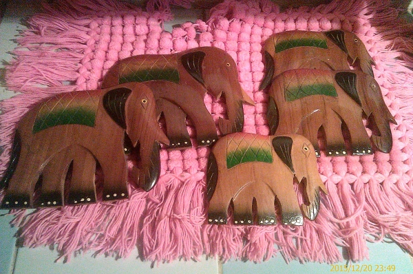 ช้างไม้แกะ ติดผนัง งานเก่า