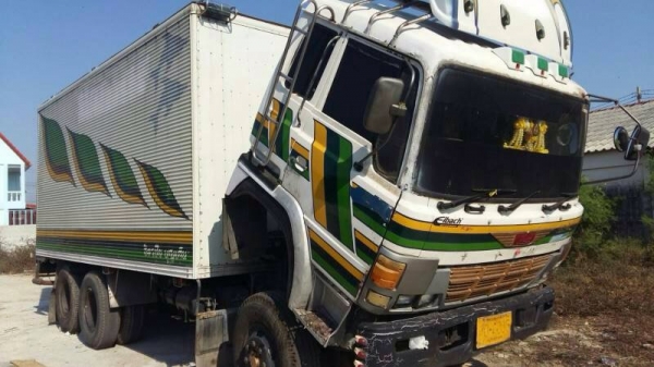 ขายรถตู้สแตนเลส Hino FN2KWA เครื่อง HO7D-195 แรง 1 เพลา ทะเบียนพร้อม