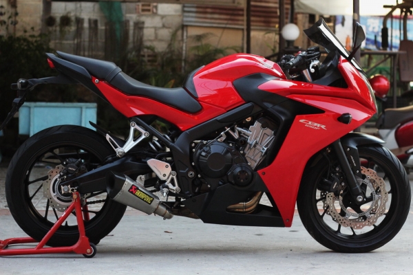 <เอิร์ท พิดโลก>Cbr650f ปี2014 ท่อสูตรสภาพสวย