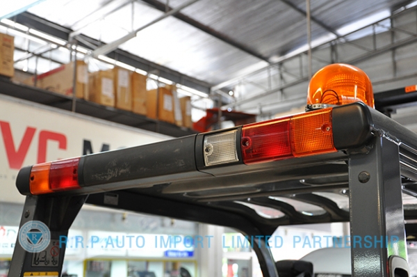 ขายรถโฟล์คลิฟท์มือสอง TOYOTA รุ่น 8FG15-14802 ราคา 295,000 บาท นำเข้าจากประเทศญี่ปุ่น 100\% ไม่เคยใช้งานในไทย