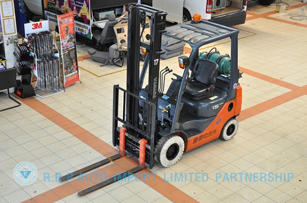 ขายรถโฟล์คลิฟท์มือสอง TOYOTA รุ่น 8FG15-14802 ราคา 295,000 บาท นำเข้าจากประเทศญี่ปุ่น 100\% ไม่เคยใช้งานในไทย