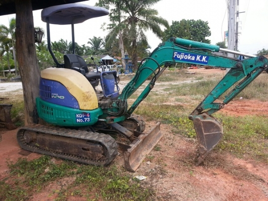 รถแมคโค KOMATSU PC 20 MR รถแมคโค KOMATSU PC 20 MR