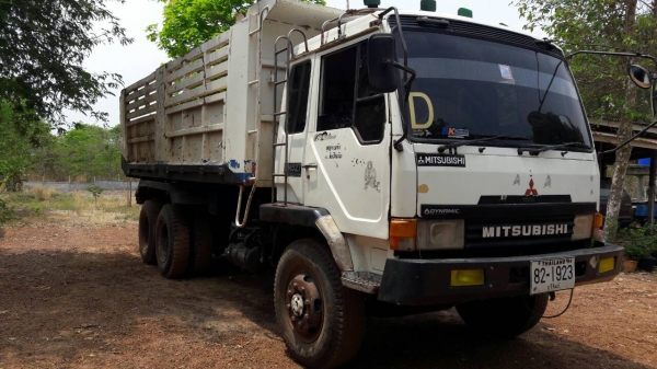 ขายหลง TD  2 เพลาดรั้ม เครื่อง 195 แรง  รถสวย สภาพดีใช้งานอยู่  0811838154