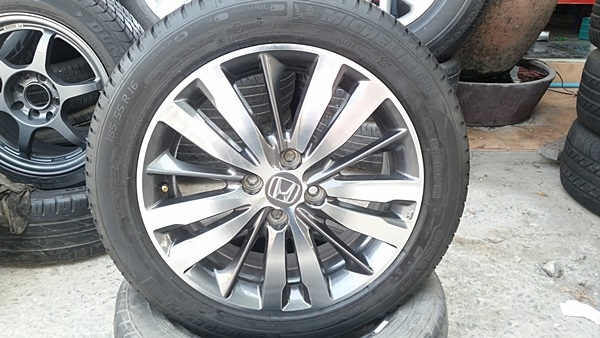 ขายล้อHONDA CITY GK ขอบ16 พร้อมยาง 4 ล้อ