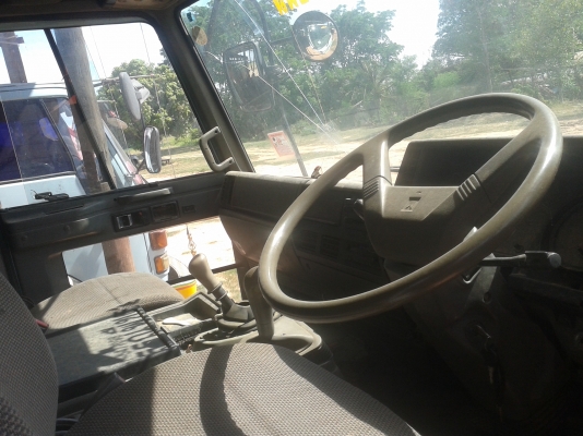 ขายรถสิบล้อสองเพลาดรั้ม