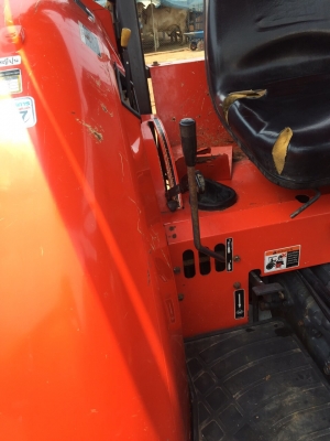 ขายรถไถคูโบต้าM6040พร้อมดันหน้าสภาพเดิมๆคับเอกสารพร้อมโอนคับ