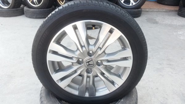 ขายล้อHONDA City SV 16ยาง ปี 4014 4 ล้อ